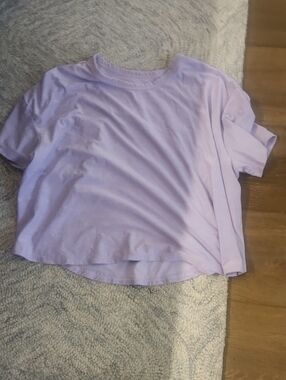 Old Navy Lavender Short-Sleeve Cotton Tee